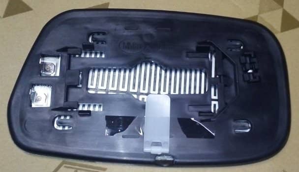 Вкладиш Дзеркала Лівий Toyota Avensis 1997-2000, 8790905190