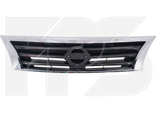 Решітка Радіатора Пластикова Передня Права Nissan Altima 2012-2016