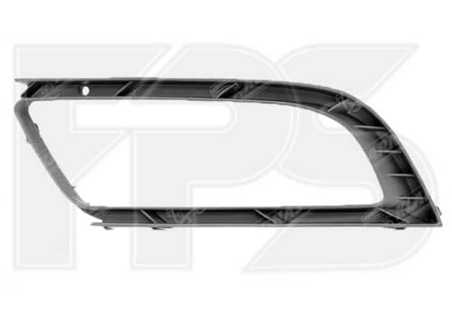 Решітка Пластикова Передня Права Skoda Superb 2013-2015