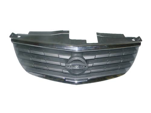 Решітка Пластикова Передня Права Nissan Almera 2006-2013