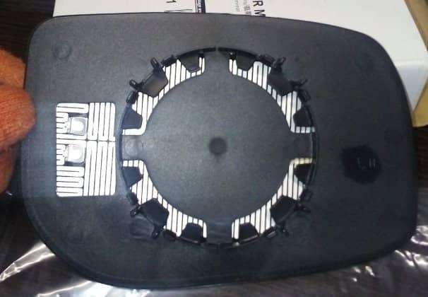 Вкладиш Дзеркала Правий Toyota Auris 2007-2009, 8790802720, 8790902690